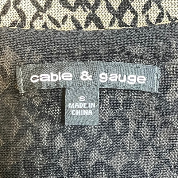 Cable & Gauge Y2K Minimalist Abstract Cowl Neck Sleeveless Top Small - Picture 4 of 5